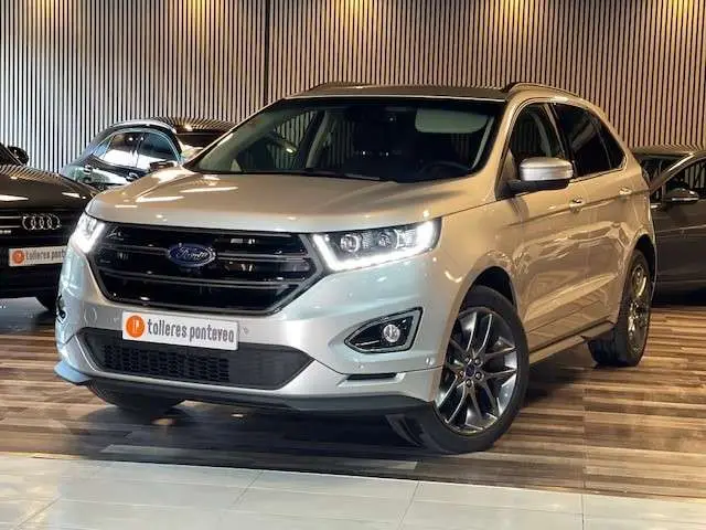 Photo 1 : Ford Edge 2016 Diesel