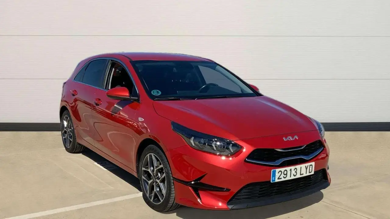 Photo 1 : Kia Ceed 2022 Petrol