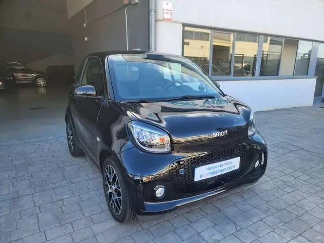 Photo 1 : Smart Fortwo 2022 Électrique