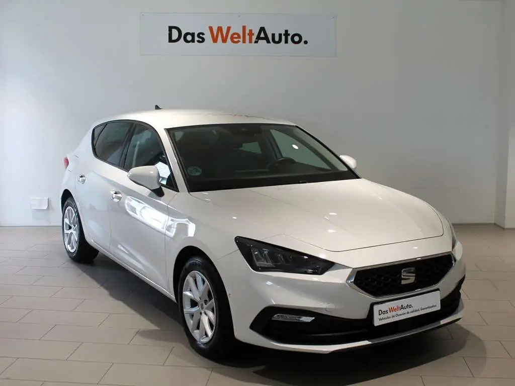 Photo 1 : Seat Leon 2024 Petrol