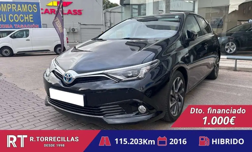 Photo 1 : Toyota Auris 2016 Hybrid