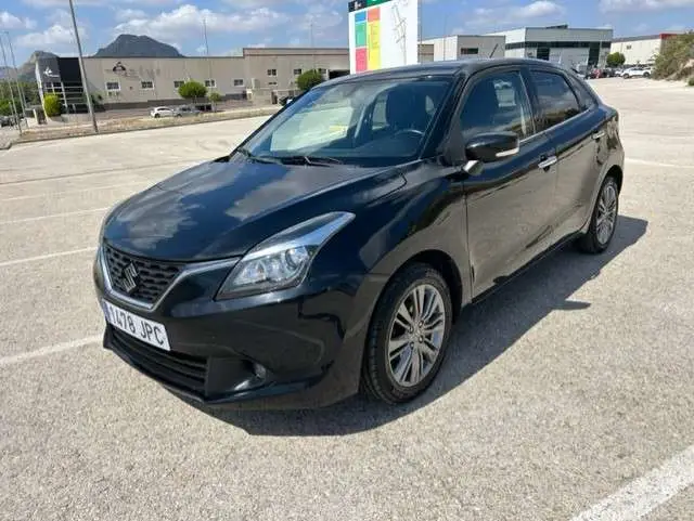 Photo 1 : Suzuki Baleno 2016 Petrol