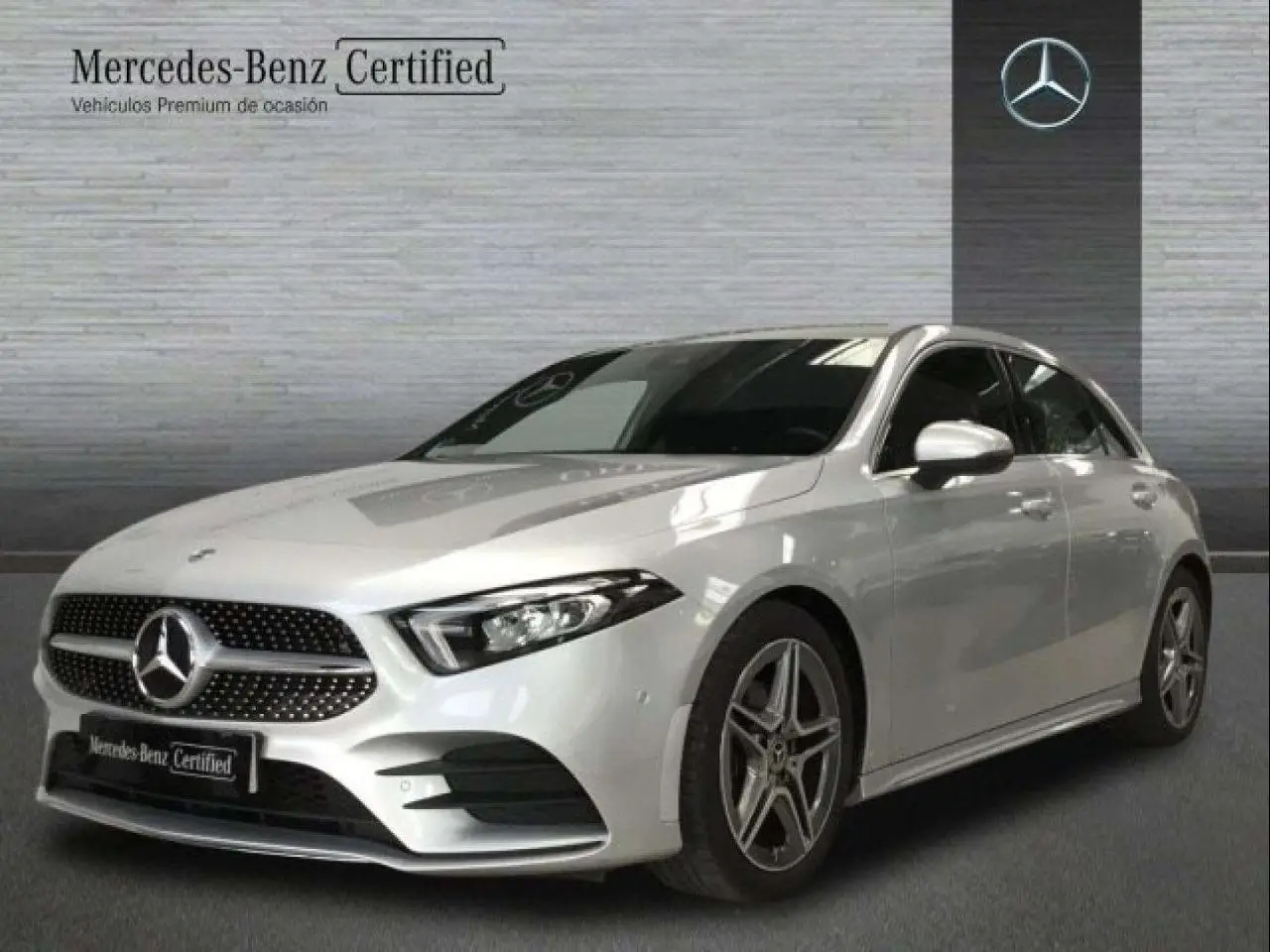 Photo 1 : Mercedes-benz Classe A 2022 Petrol