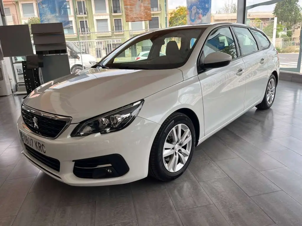 Photo 1 : Peugeot 308 2018 Diesel