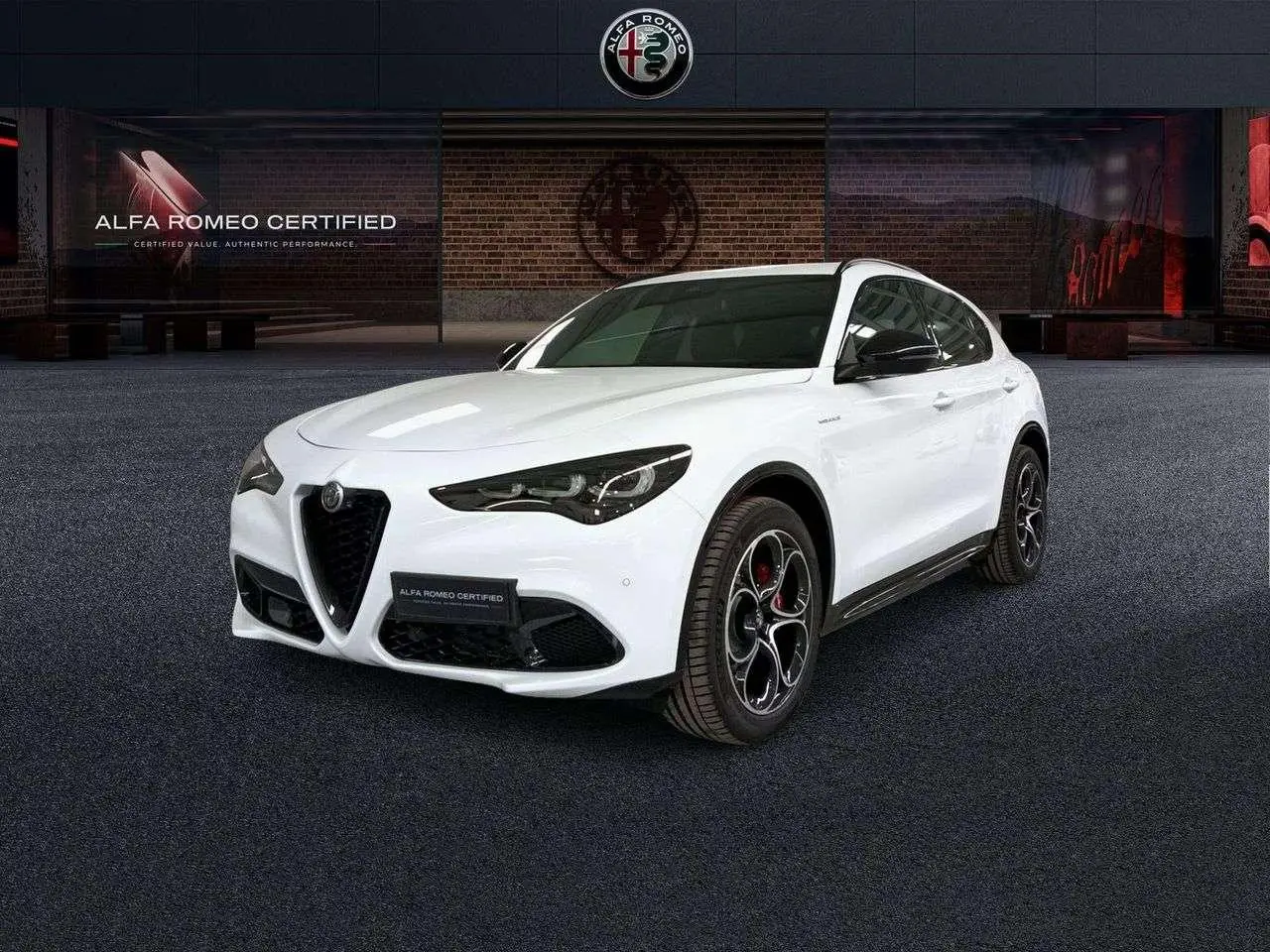 Photo 1 : Alfa Romeo Stelvio 2023 Diesel