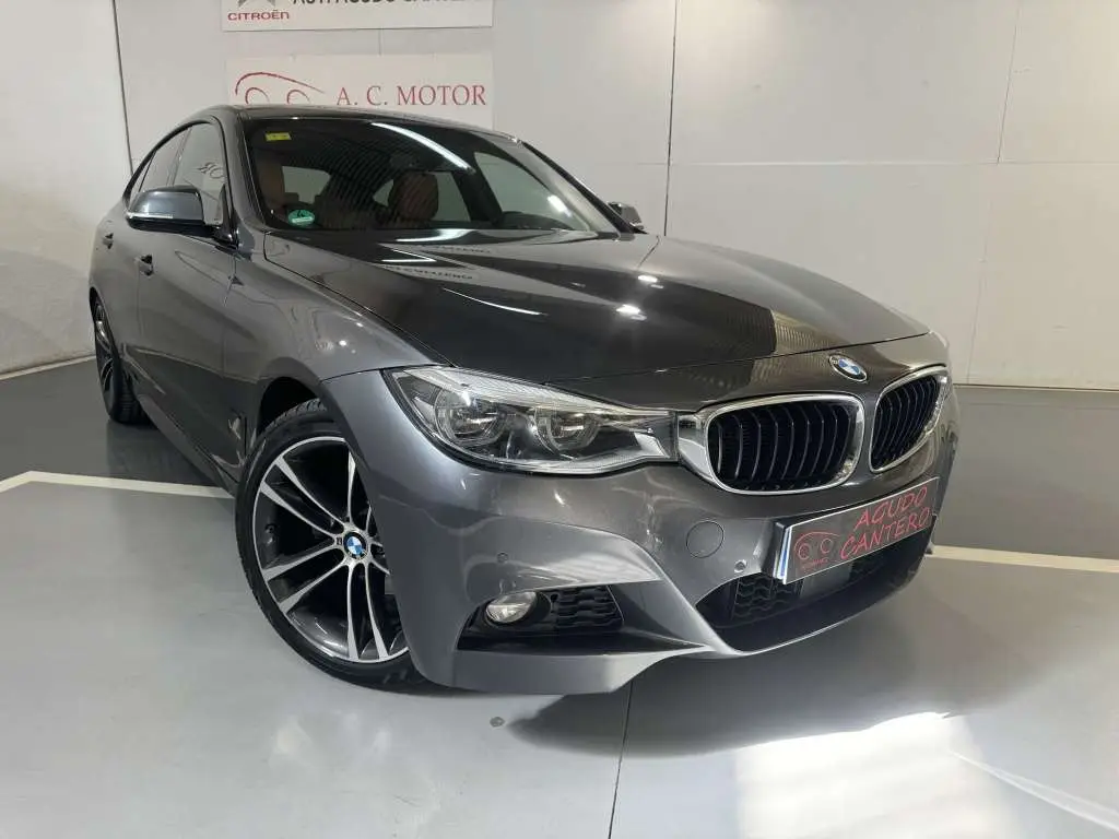 Photo 1 : Bmw Serie 3 2018 Diesel