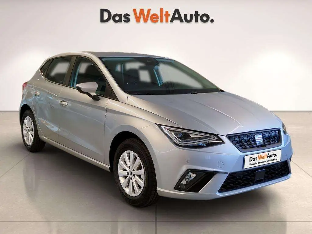 Photo 1 : Seat Ibiza 2024 Essence