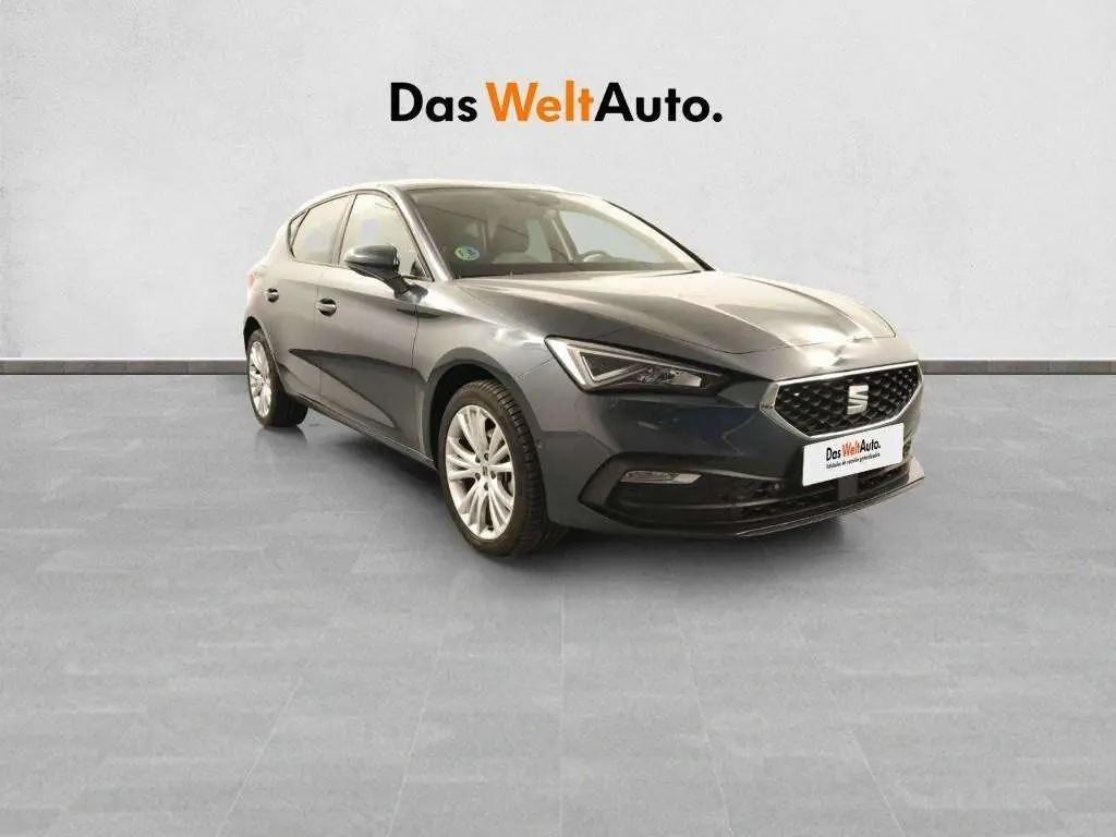 Photo 1 : Seat Leon 2024 Petrol