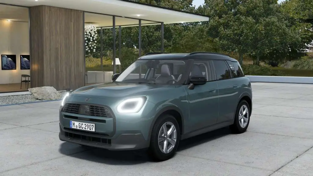 Photo 1 : Mini One 2024 Petrol