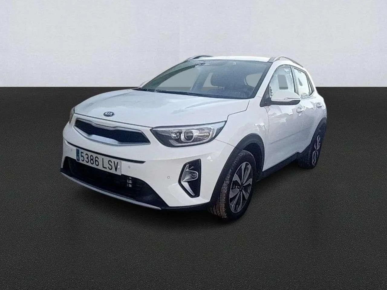 Photo 1 : Kia Stonic 2021 Essence