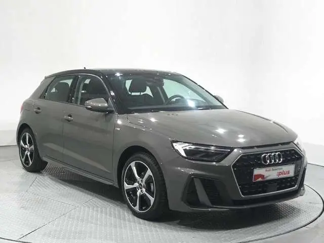 Photo 1 : Audi A1 2024 Petrol