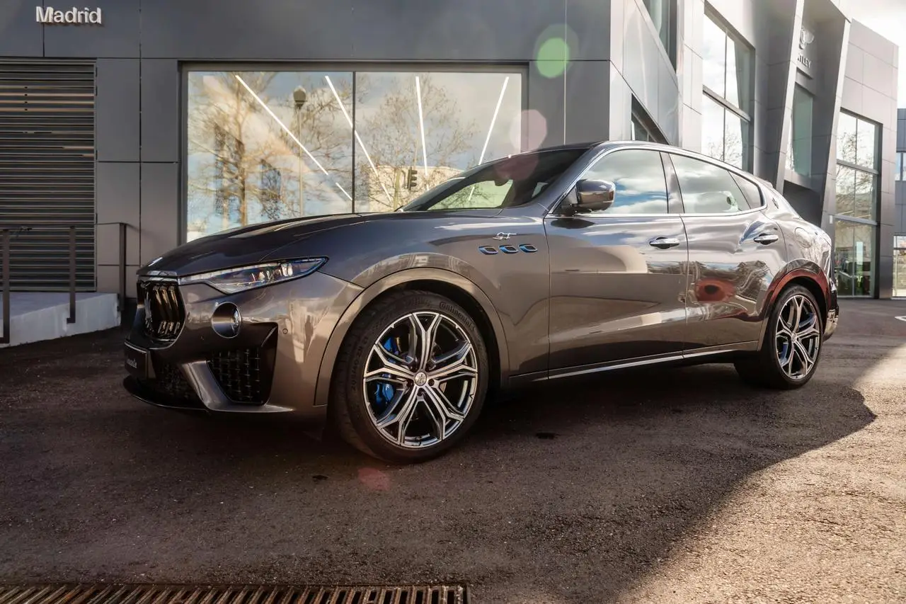 Photo 1 : Maserati Levante 2023 Petrol