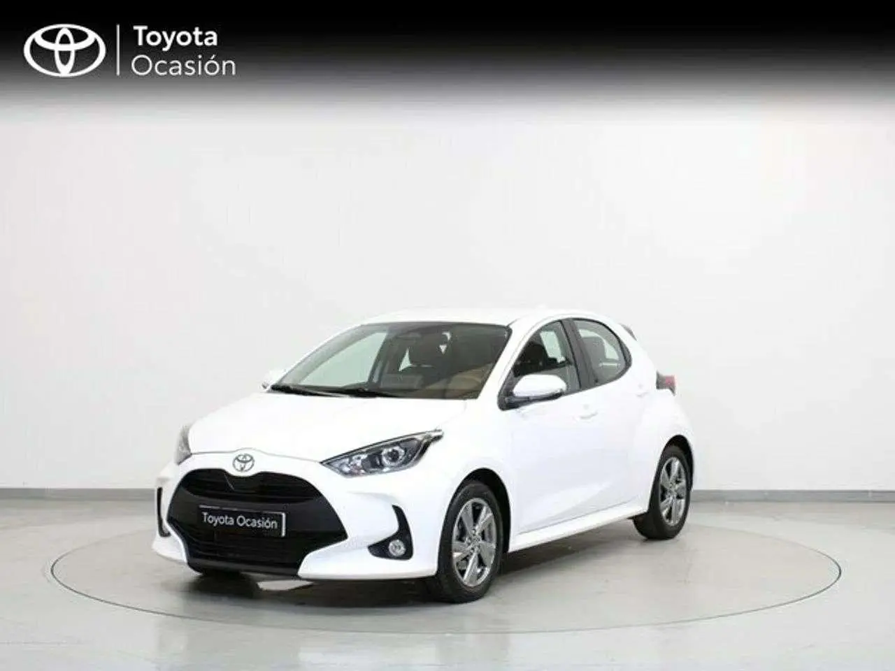 Photo 1 : Toyota Yaris 2024 Hybrid