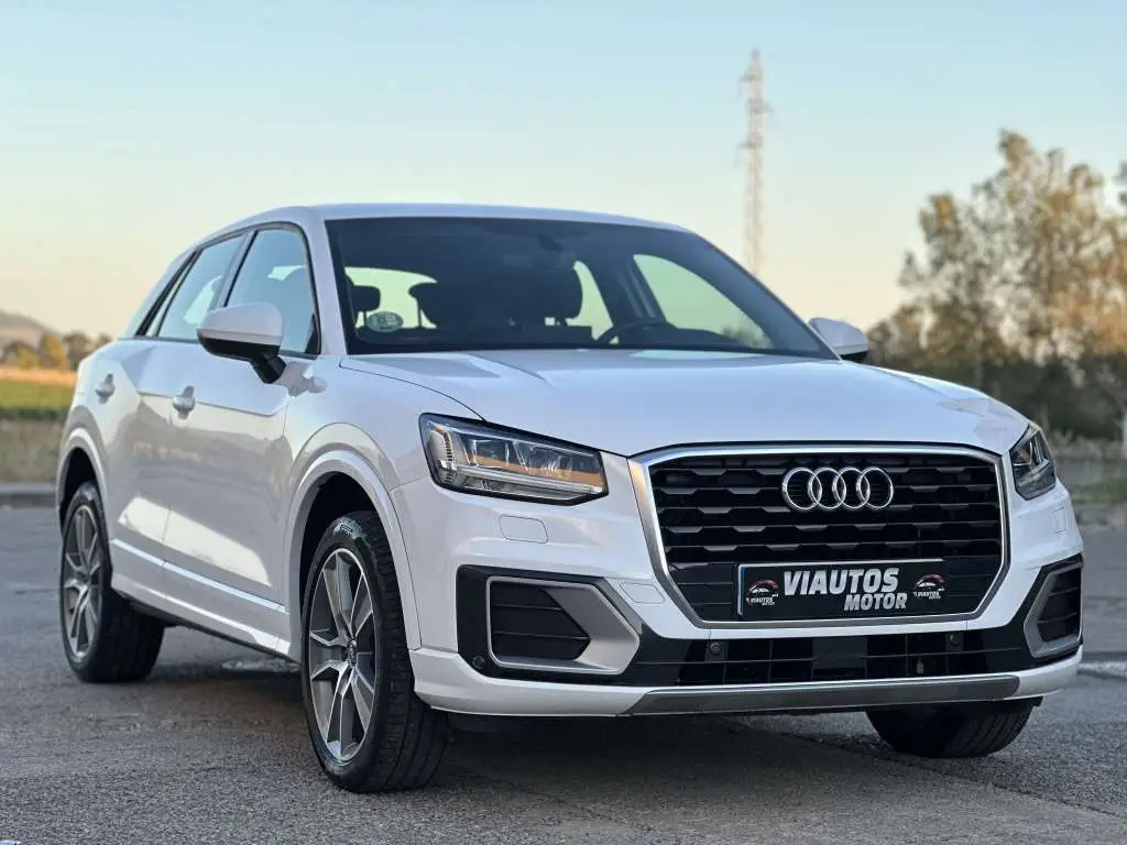 Photo 1 : Audi Q2 2020 Diesel