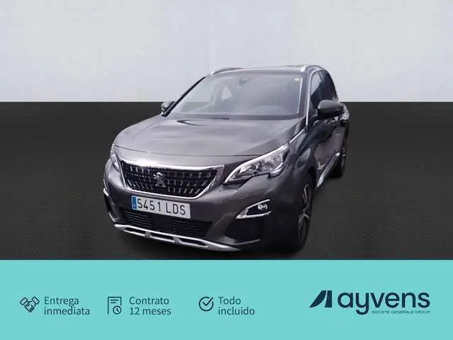 Photo 1 : Peugeot 3008 2020 Diesel