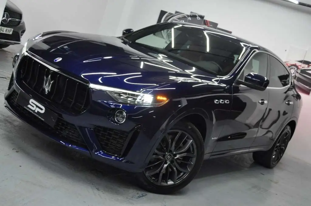 Photo 1 : Maserati Levante 2019 Essence