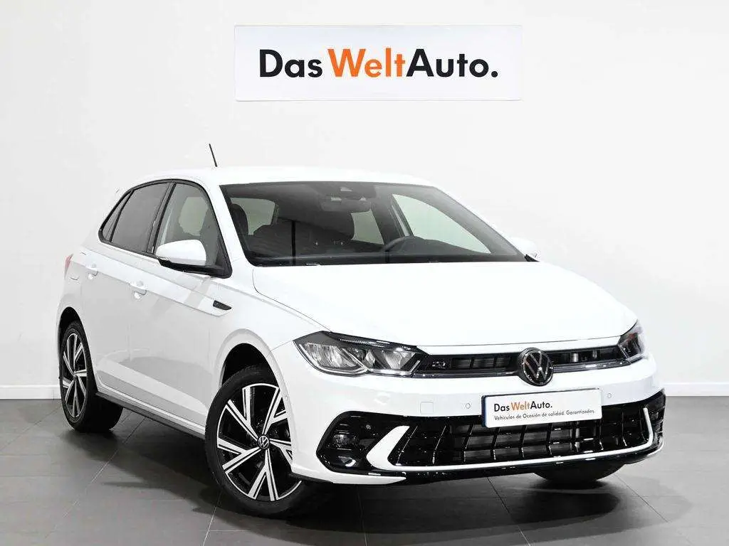 Photo 1 : Volkswagen Polo 2024 Petrol