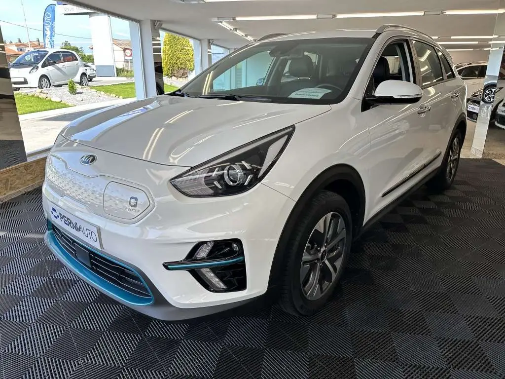 Photo 1 : Kia E-niro 2021 Électrique