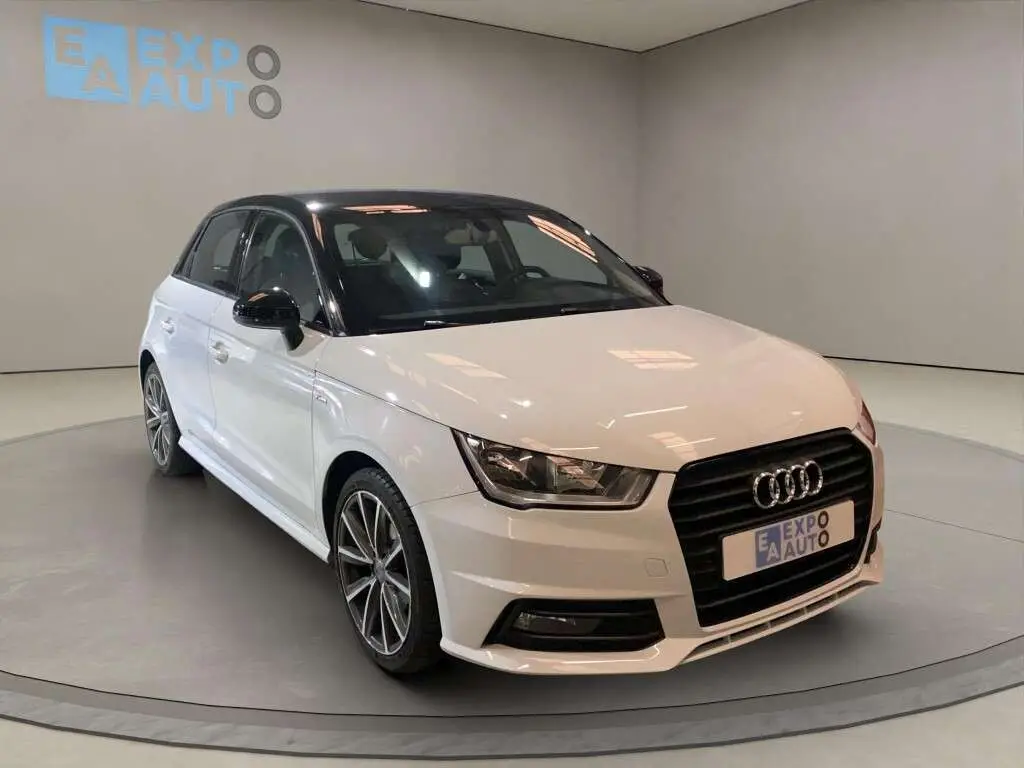 Photo 1 : Audi A1 2016 Essence