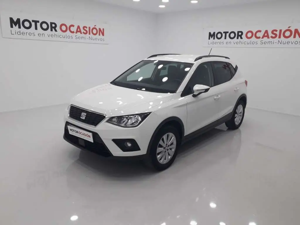 Photo 1 : Seat Arona 2020 Petrol