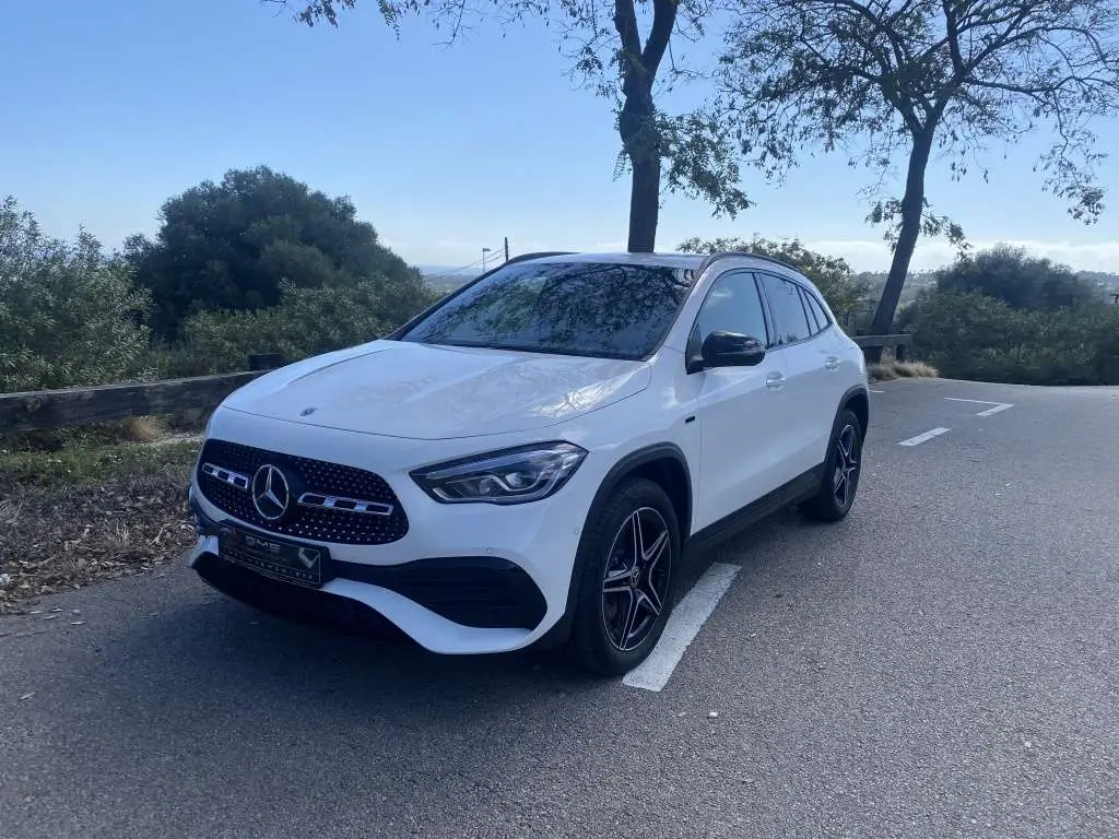 Photo 1 : Mercedes-benz Classe Gla 2020 Hybrid