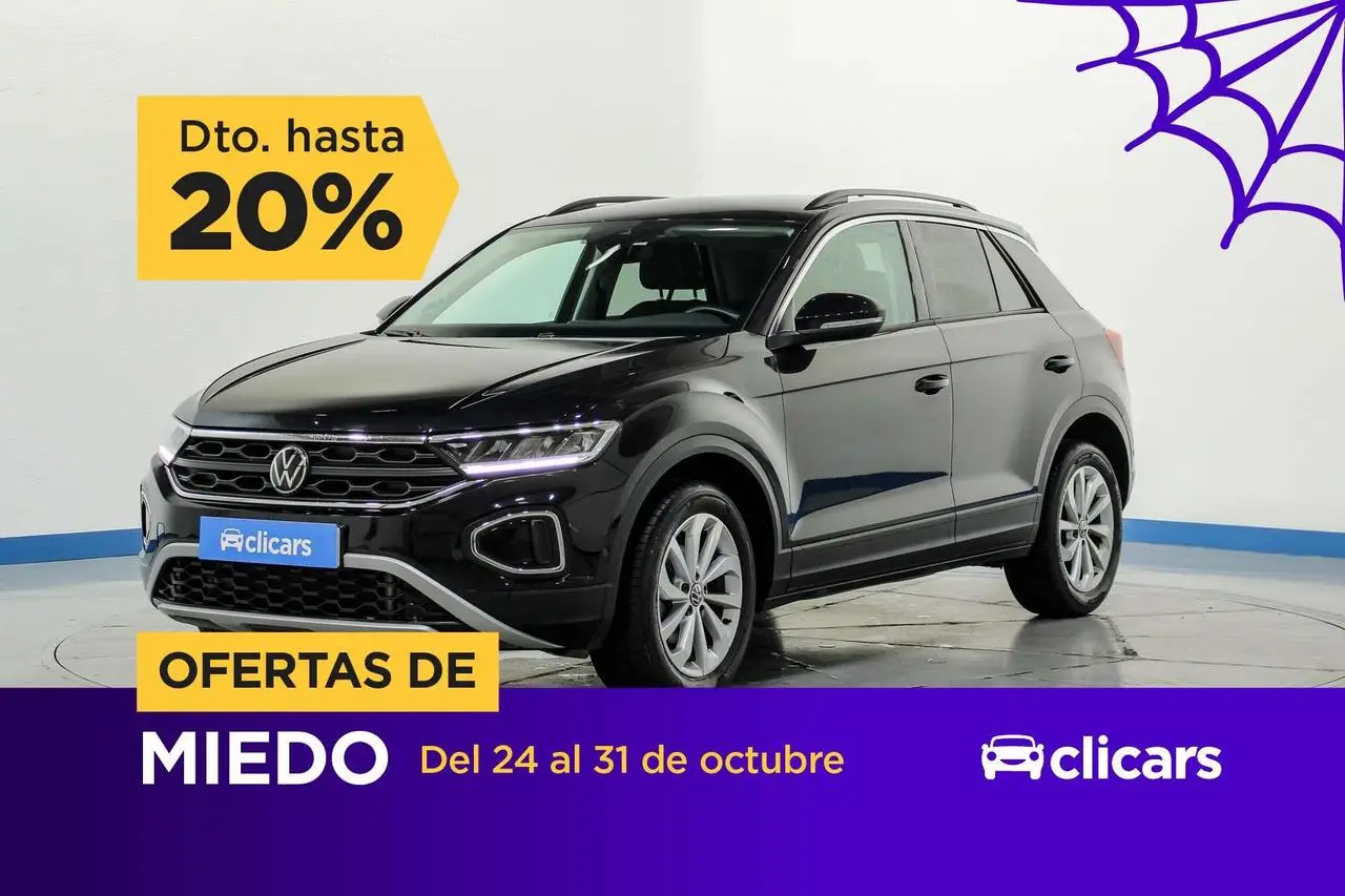 Photo 1 : Volkswagen T-roc 2023 Essence