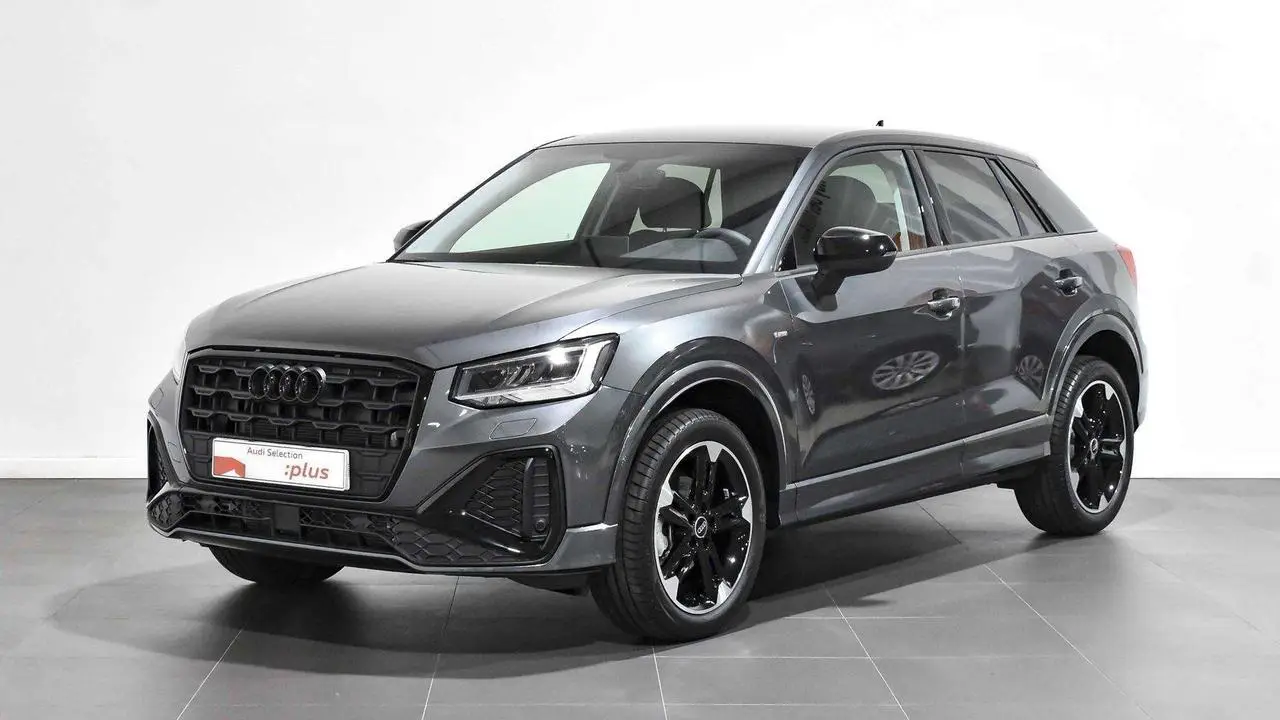 Photo 1 : Audi Q2 2024 Diesel