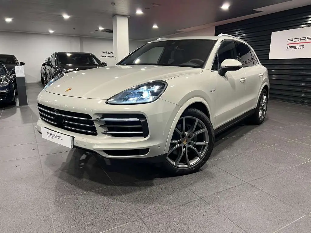 Photo 1 : Porsche Cayenne 2022 Hybride