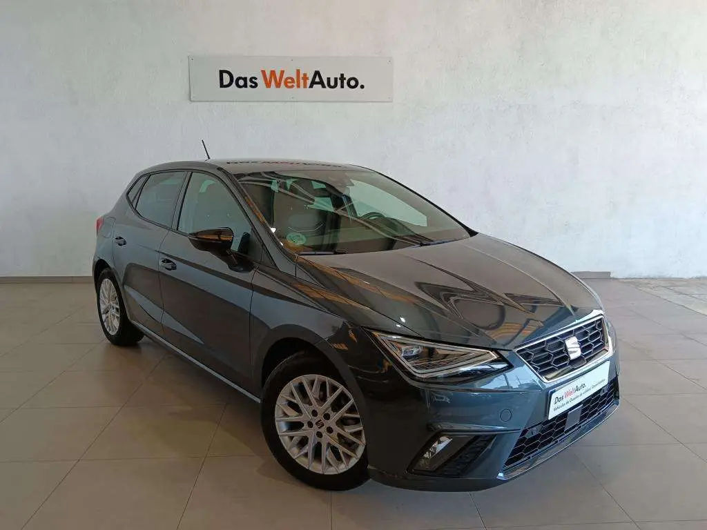 Photo 1 : Seat Ibiza 2023 Petrol