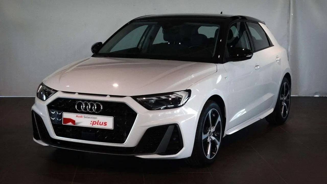 Photo 1 : Audi A1 2024 Petrol