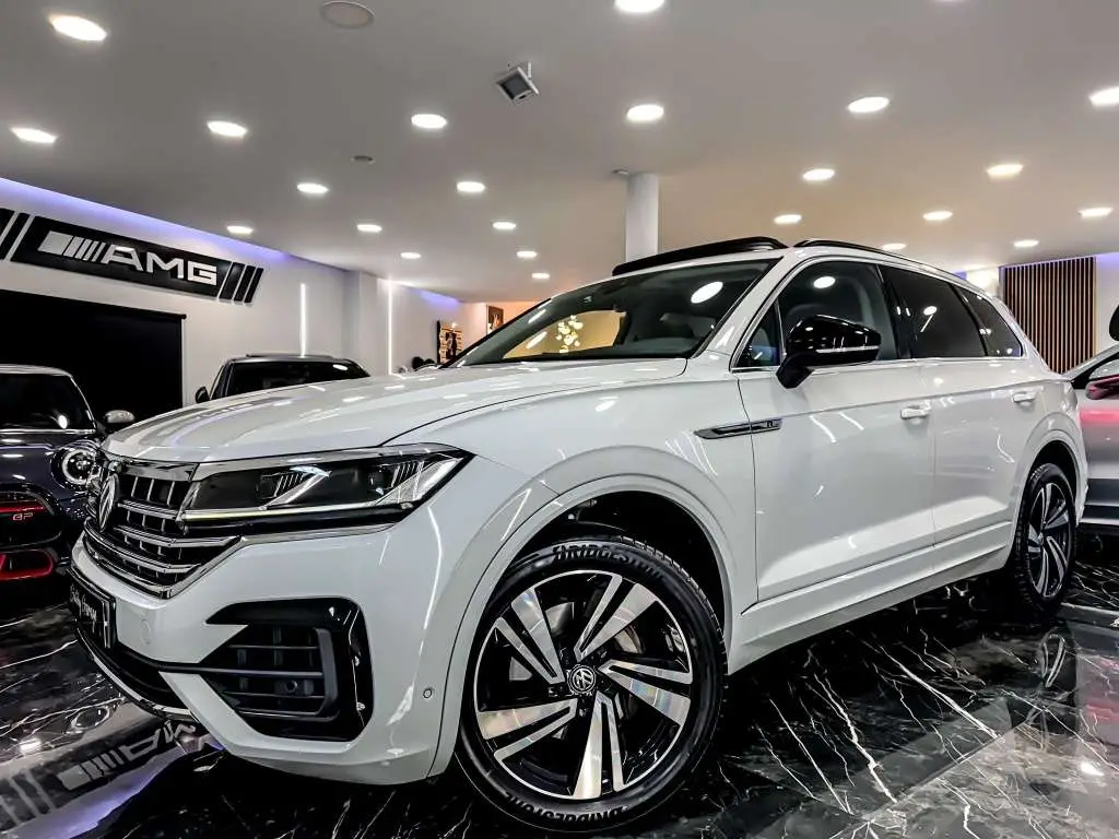 Photo 1 : Volkswagen Touareg 2020 Diesel