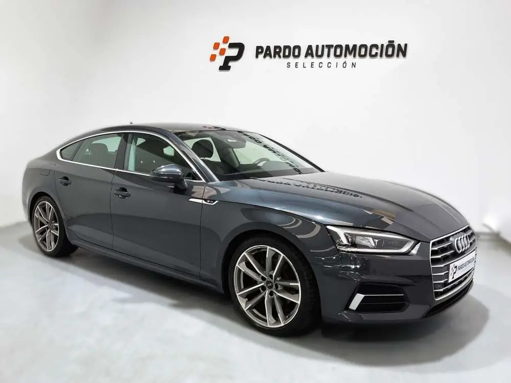 Photo 1 : Audi A5 2019 Diesel