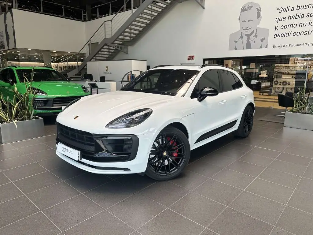 Photo 1 : Porsche Macan 2021 Essence