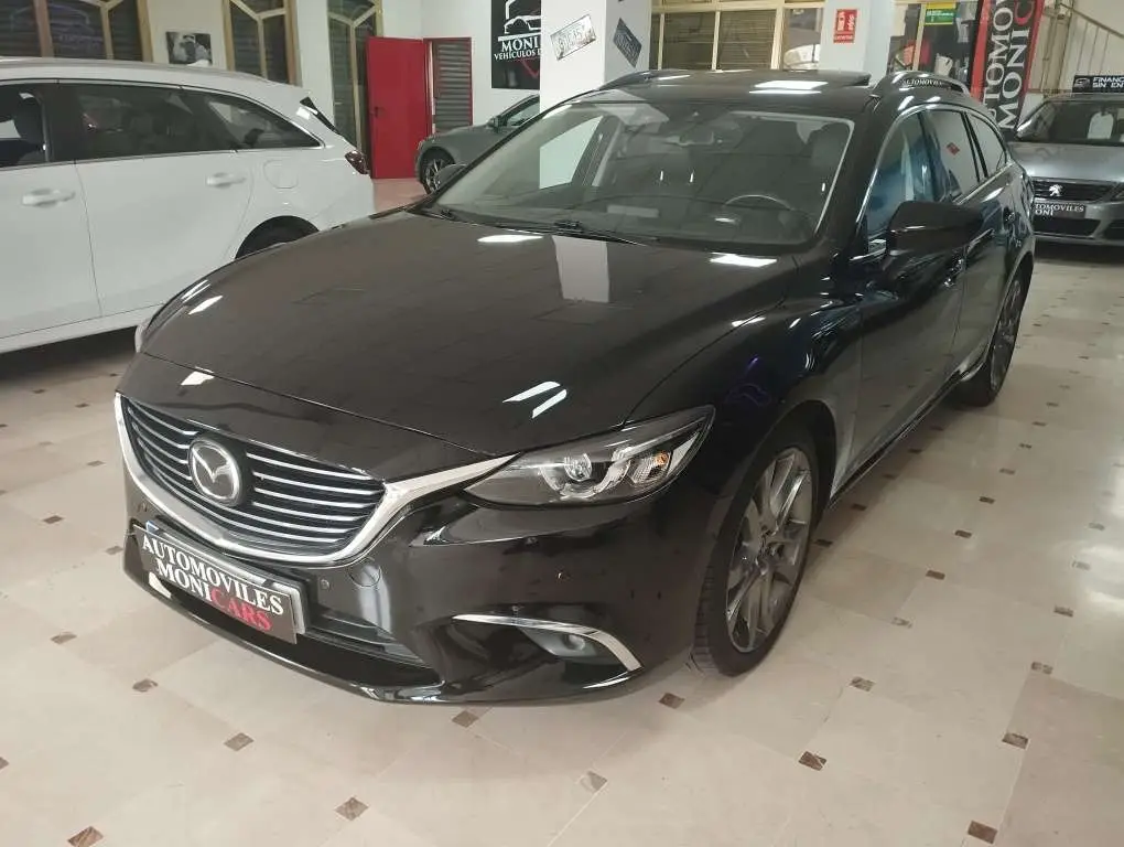 Photo 1 : Mazda 6 2016 Diesel