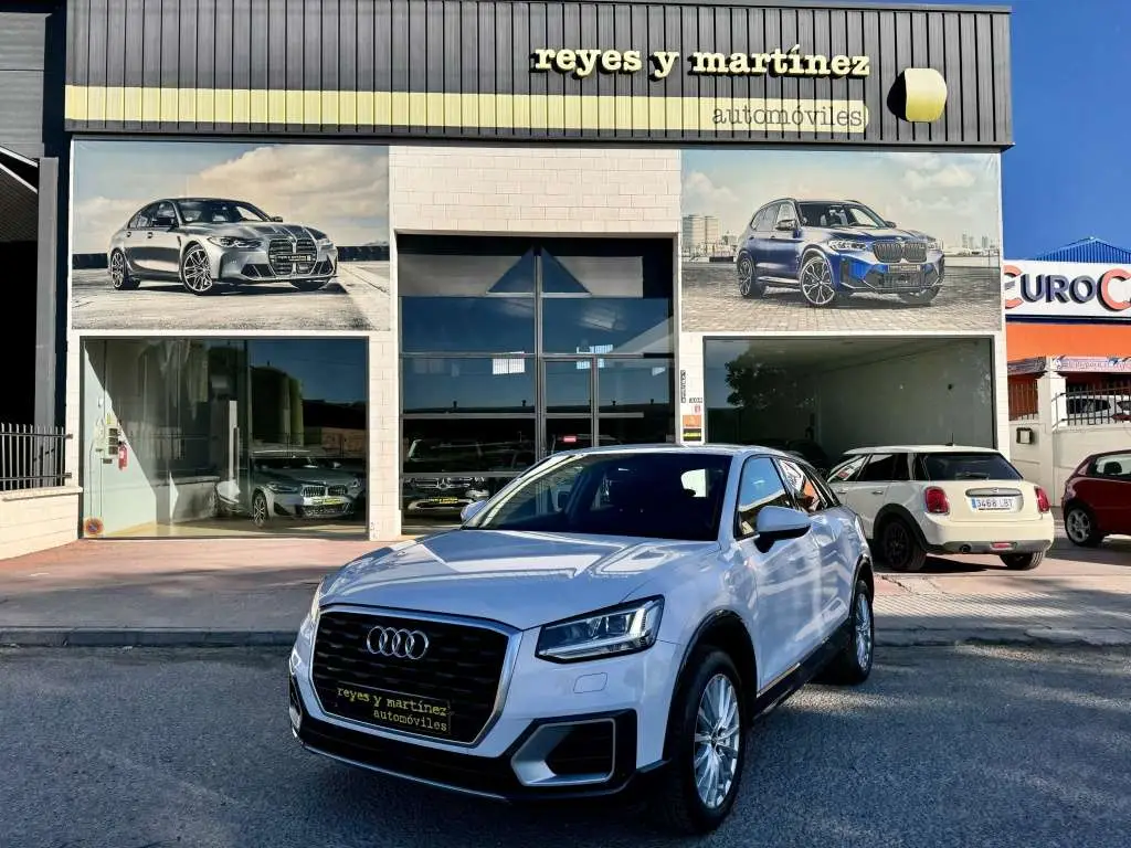 Photo 1 : Audi Q2 2019 Essence