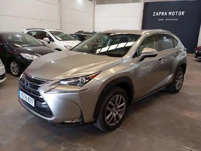 Photo 1 : Lexus Nx 2017 Hybride