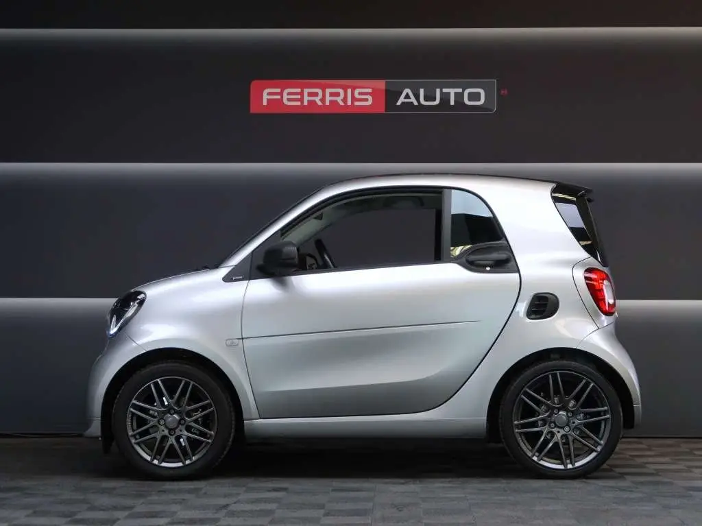 Photo 1 : Smart Fortwo 2018 Essence