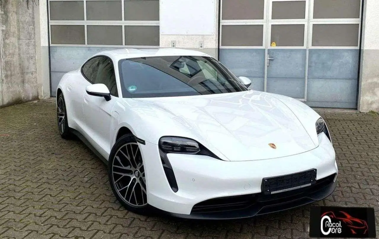 Photo 1 : Porsche Taycan 2022 Electric