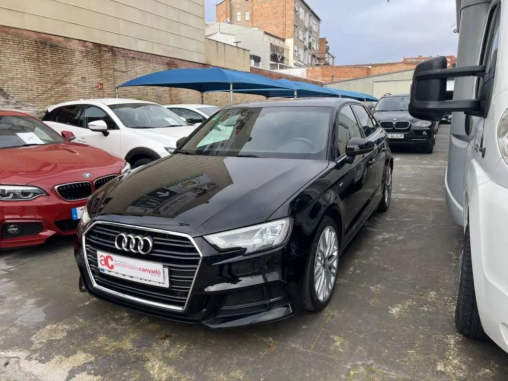 Photo 1 : Audi A3 2017 Diesel