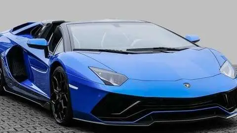 Photo 1 : Lamborghini Aventador 2024 Petrol