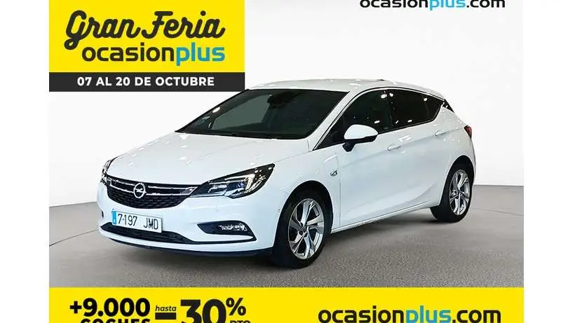 Photo 1 : Opel Astra 2016 Petrol