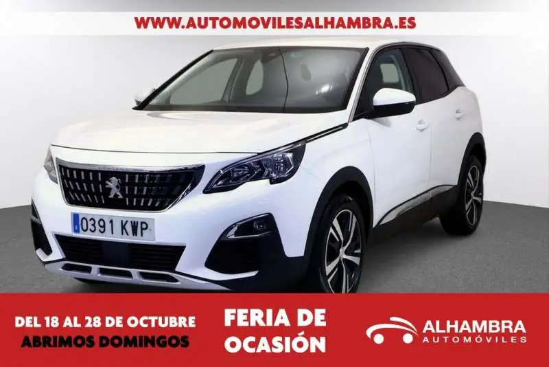 Photo 1 : Peugeot 3008 2019 Essence