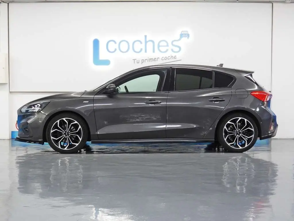 Photo 1 : Ford Focus 2020 Essence