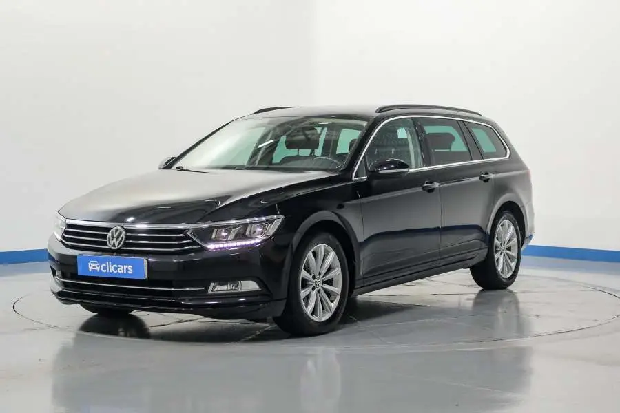 Photo 1 : Volkswagen Passat 2019 Diesel