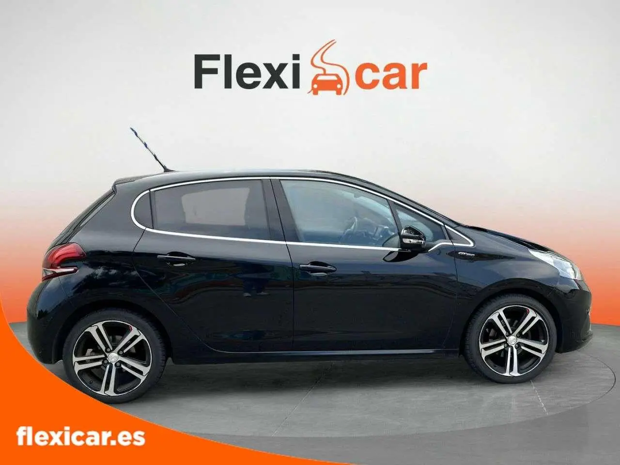 Photo 1 : Peugeot 208 2015 Petrol