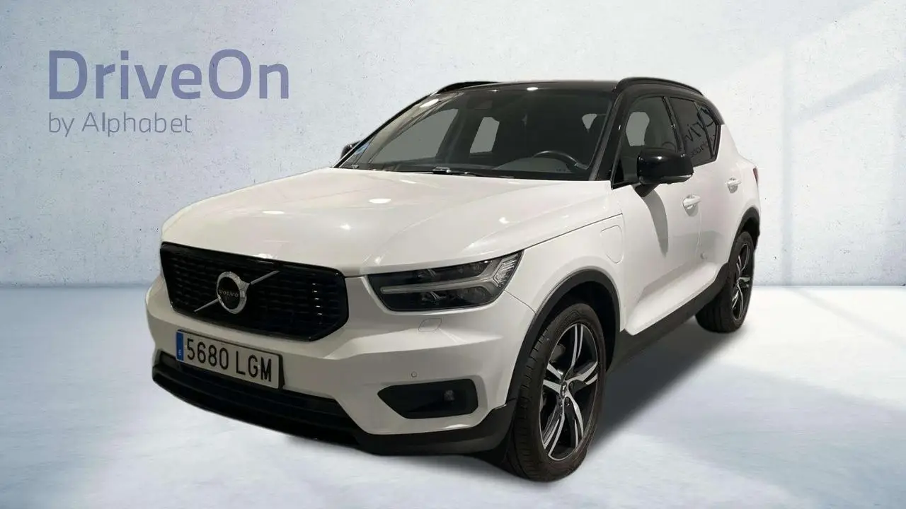 Photo 1 : Volvo Xc40 2020 Hybrid