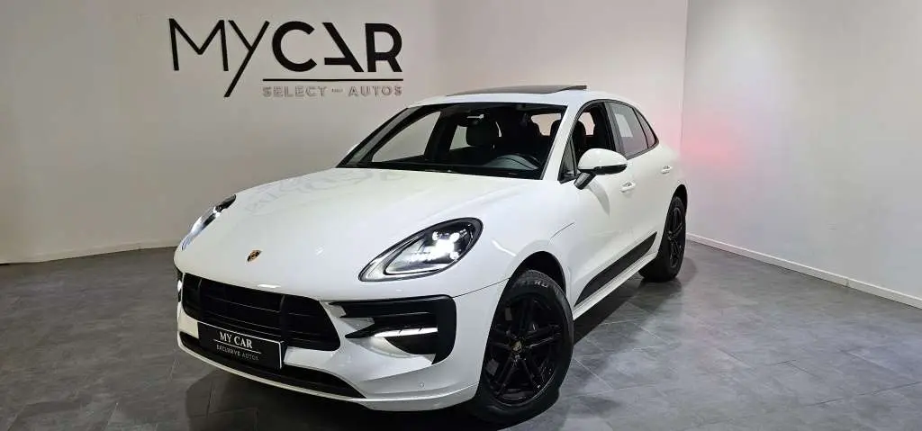 Photo 1 : Porsche Macan 2021 Essence