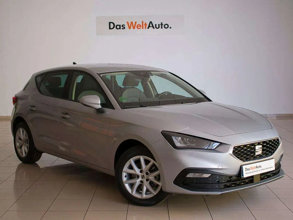 Photo 1 : Seat Leon 2024 Essence