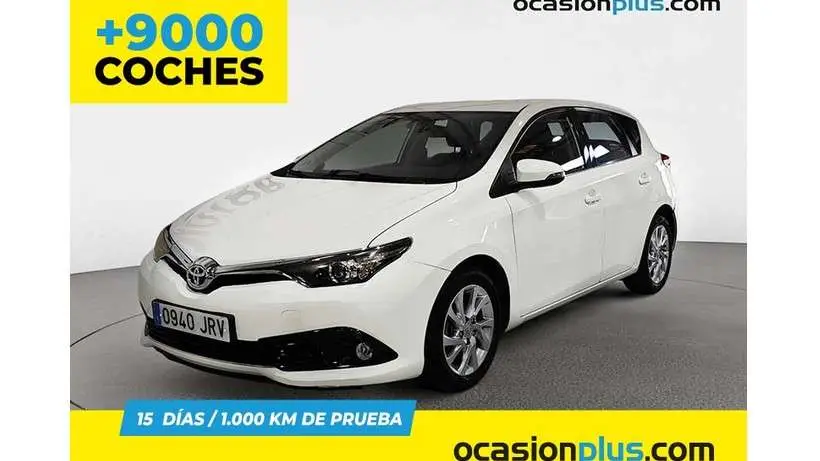 Photo 1 : Toyota Auris 2016 Diesel