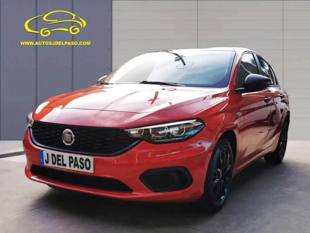 Photo 1 : Fiat Tipo 2019 Essence